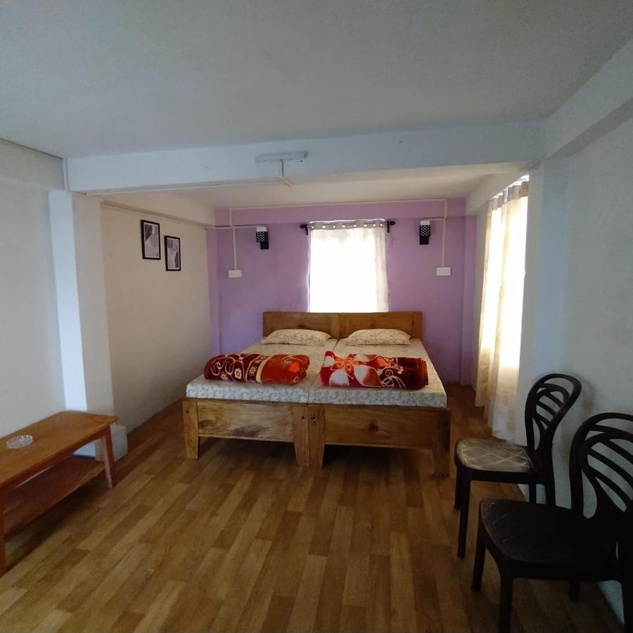 Hunsi Homestay Sohrarim Exteriör bild